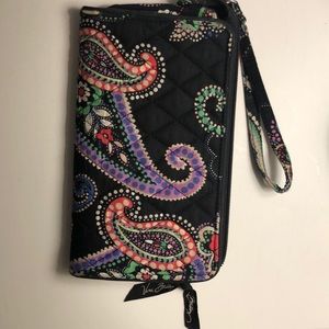 Vera Bradley wristlet. Fits and iPhone 11 Pro.